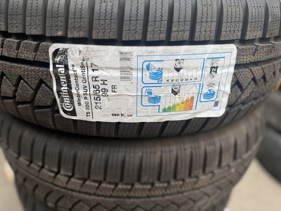 Set anvelope noi de iarnă 215/65R17 Continental!