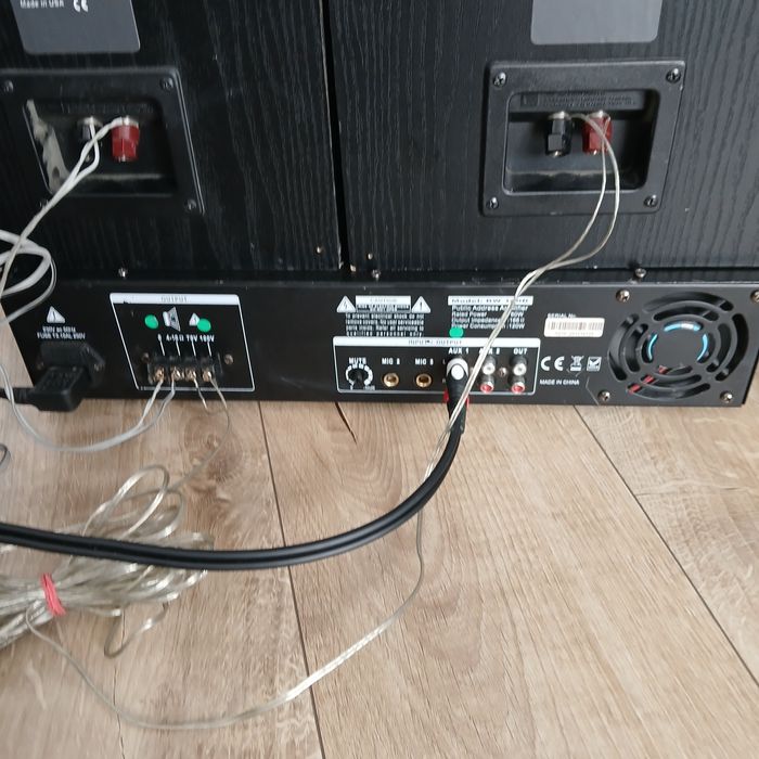 Vând amplificator  B w 160 B cu egalizator