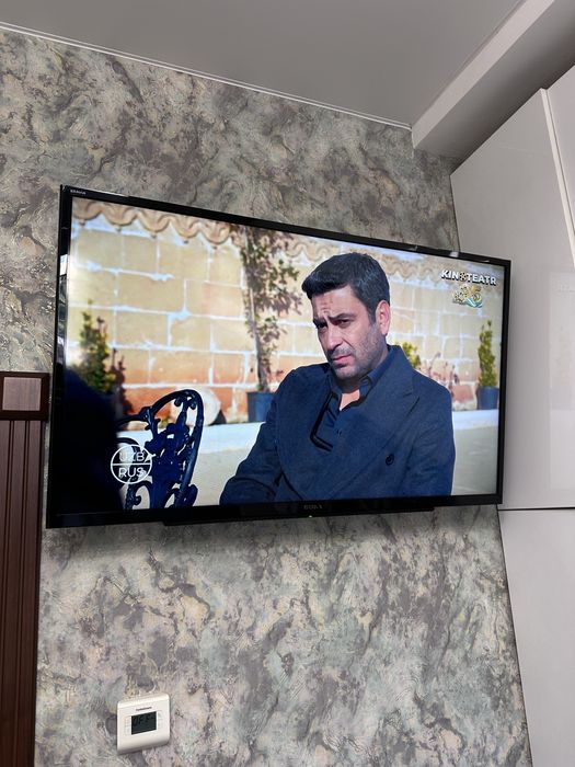 Телевизор Sony KDL-40RE353 40”