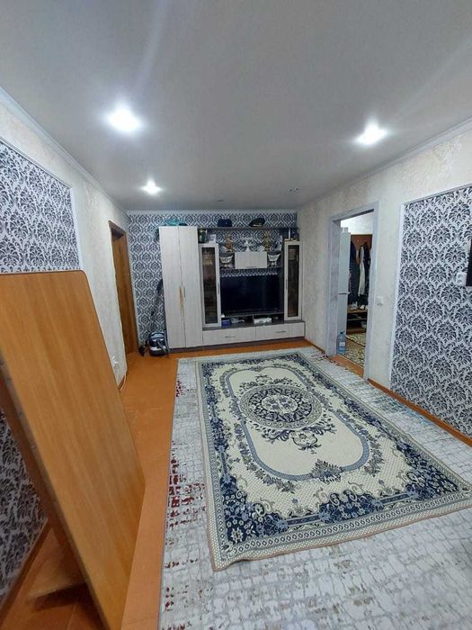 а Продам 2 комнатную Момышулы