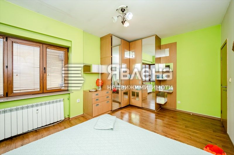 Продава се Четиристаен апартамент в София, Докторски паметник - 84 кв.м за 4965 €/кв.м - Снимка #6