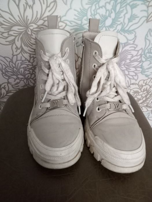 Ботинки на осень весну размер 33