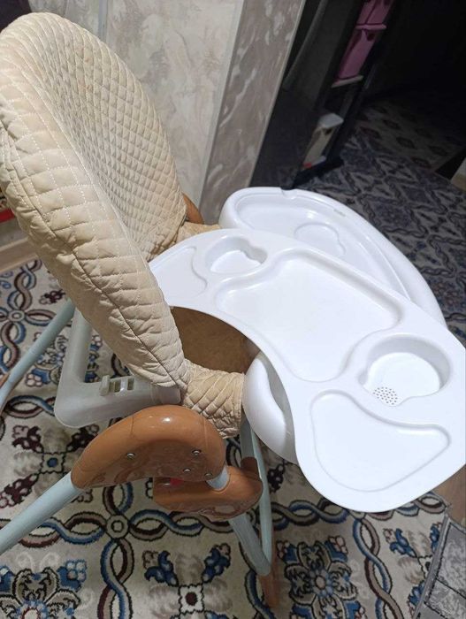 Стол для кормления