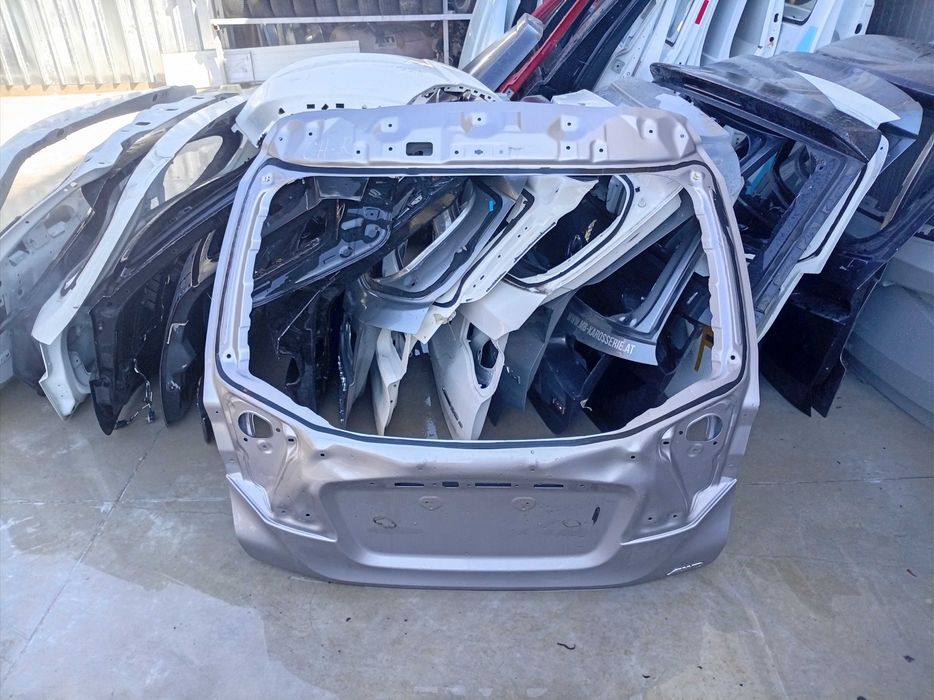Задна багажна врата Honda C-HR