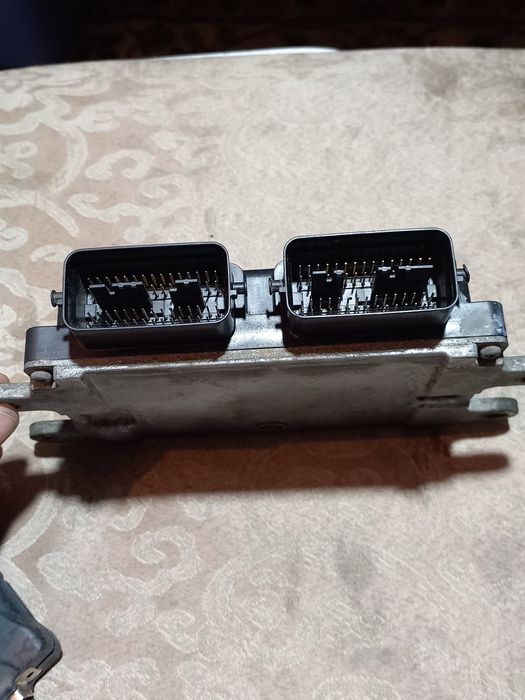 Продам эбу мозг компьютер мазда mazda