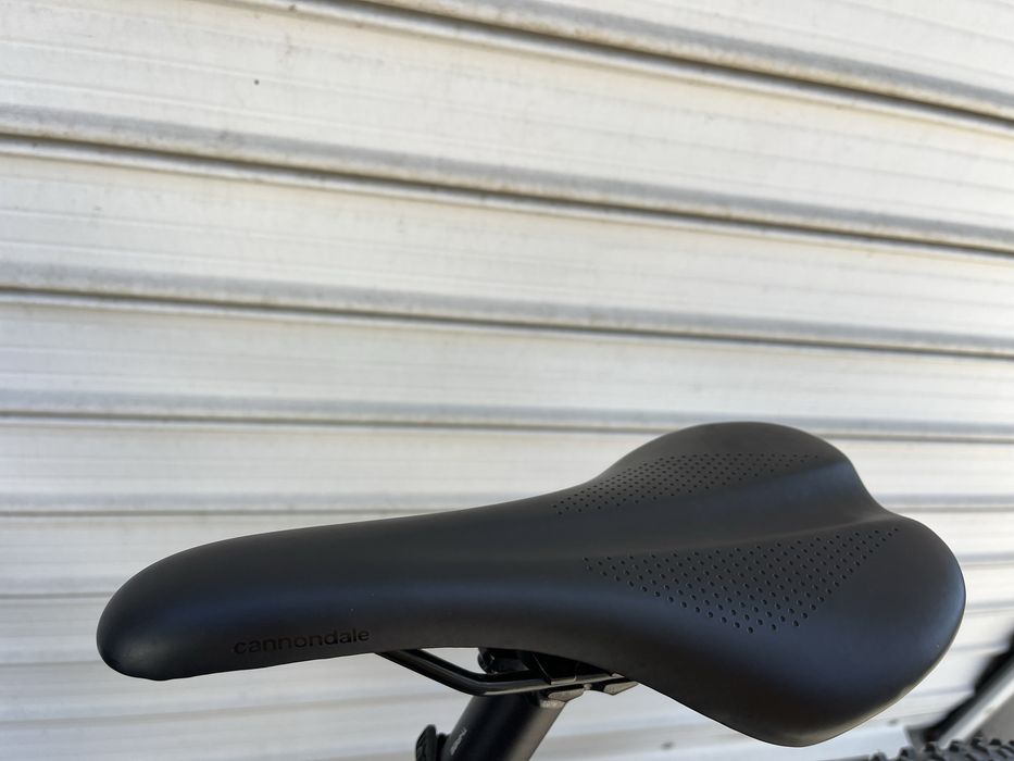 Велосипед Cannondale - 29 ц , М размер -Висок клас, Перфектен .