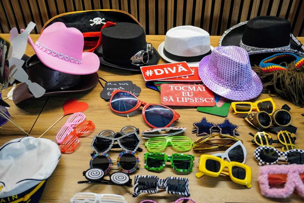 Cabina foto / Photo booth - inchiriere petreceri