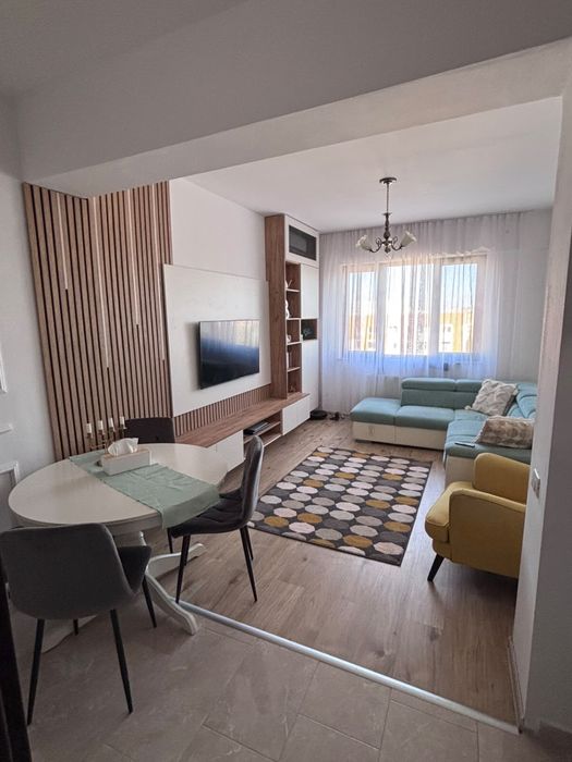 Apartament 3 camere - 2 bai - de inchiriat