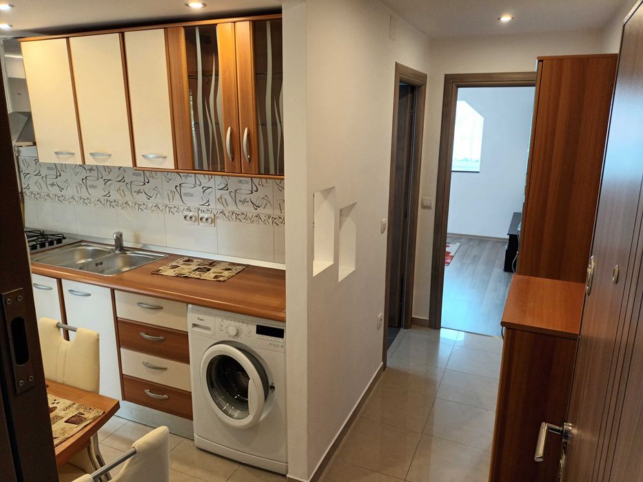 De inchiriat apartament decomandat, 44 mp, 1 camera, et.1, Lugoj