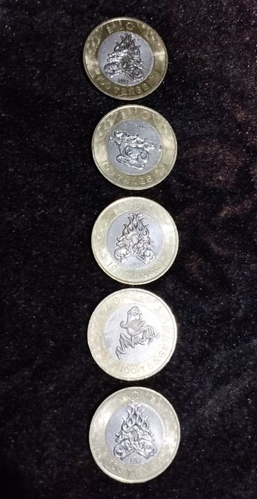 Сакские 100 тенговые монеты