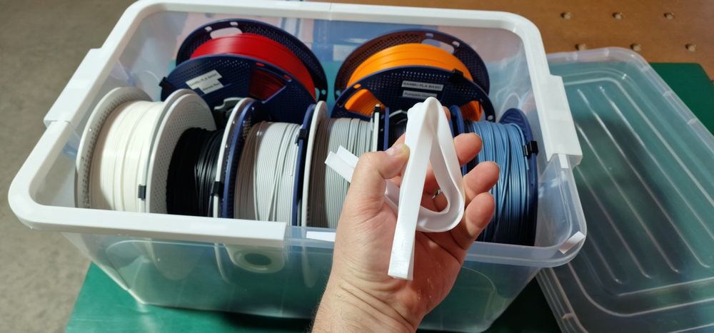 Cutii etans depozitare filamente imprimante 3d, cu garnituri din TPU Bambu Lab