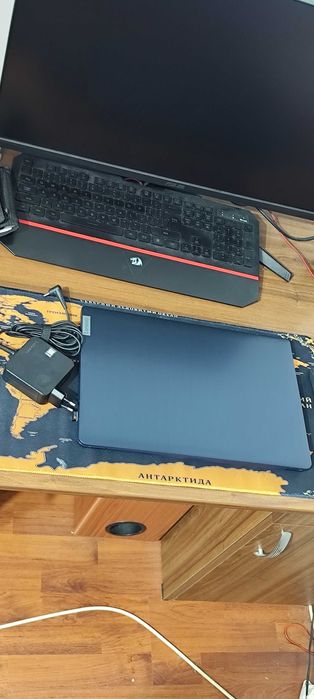 Vand laptop i7 generatia 11 2.800 Ghz 16 GB DDR4 3200 SSD Nvme 512 GB