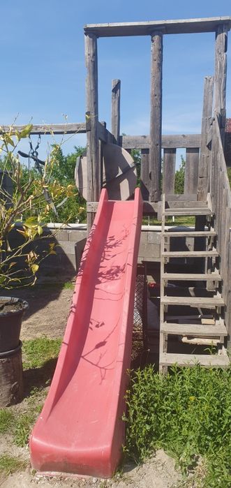 Vand spatiu de joaca