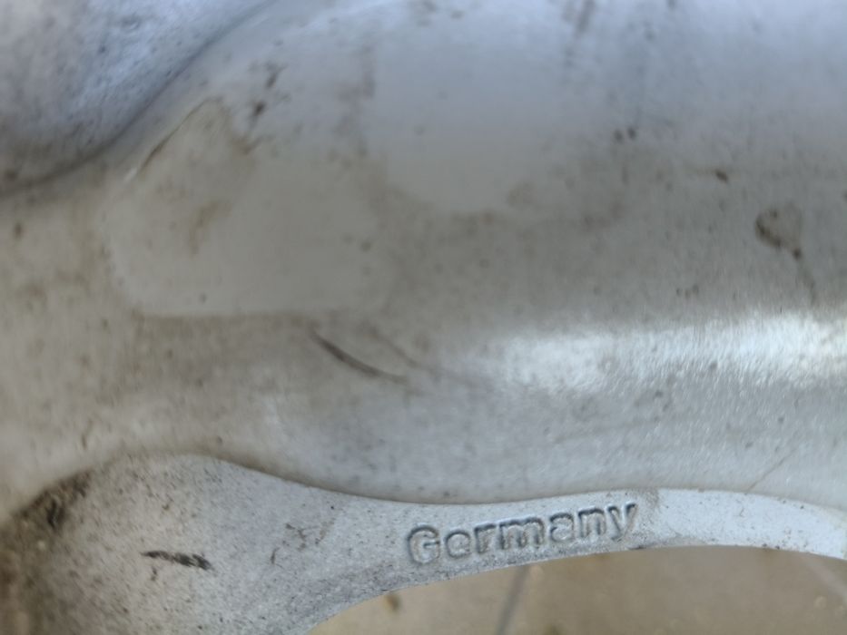 Jenti  aliaj R16 cu anvelope iarna  pt Mercedes