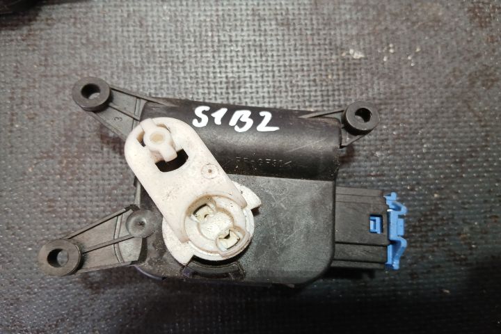 Motoras clapeta aeroterma 3C1907511F 3C1907511F Volkswagen VW Passat