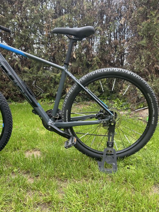 Cube Aim Race 27.5 цола М 3х8 Asera