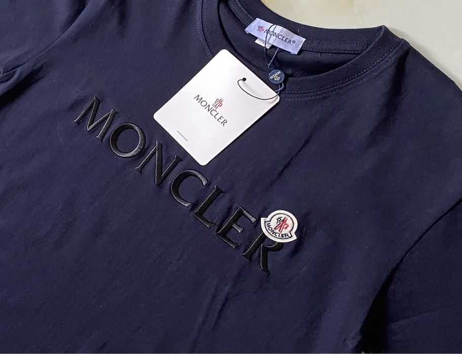 Moncler футболка
