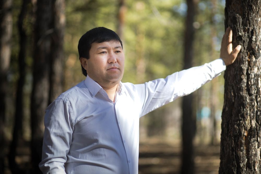 Тамада,Асаба,Әнші композитор