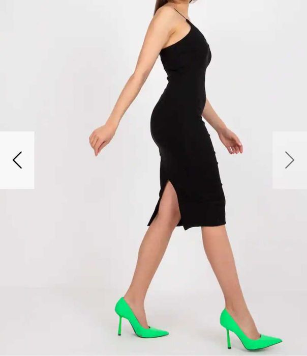 rochie neagra elastica