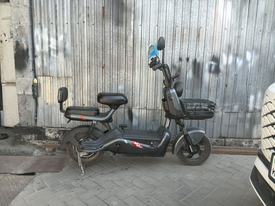 Electro skuter haniu