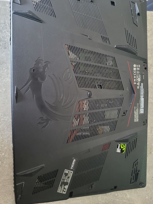 Leptop Gaming MSI GE63VR -7RE Raider i7-7700HQ, video 6 gb