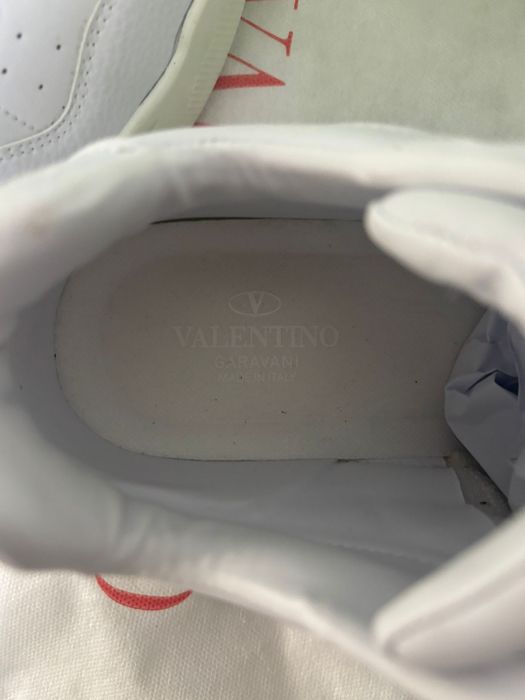 Adidasi Valentino albi 40