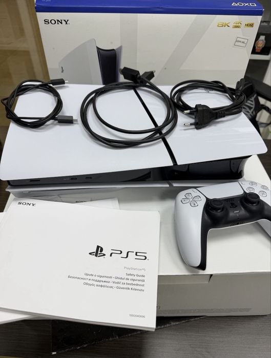 1TB Playstation 5 DISC Slim PULSAR гаранция до 2025 г. White