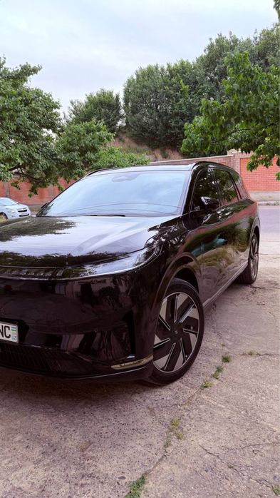 Dongfeng 008 EV 610km Ultra