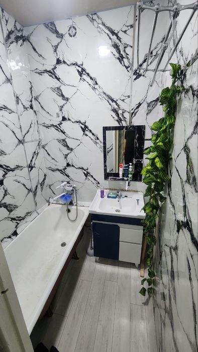 Срочно!! 4 Хонали квартира сотилади