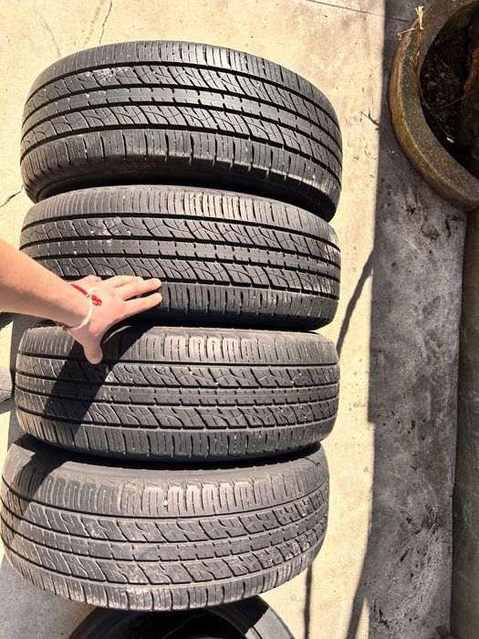 235/65/17 Kumho Grugen