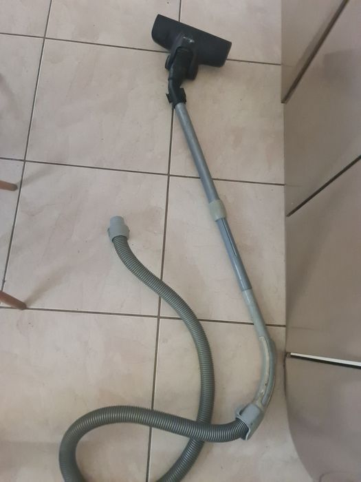 Резервна част за прахосмукачка