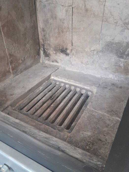 Печка Камина в добро състояние като нова е