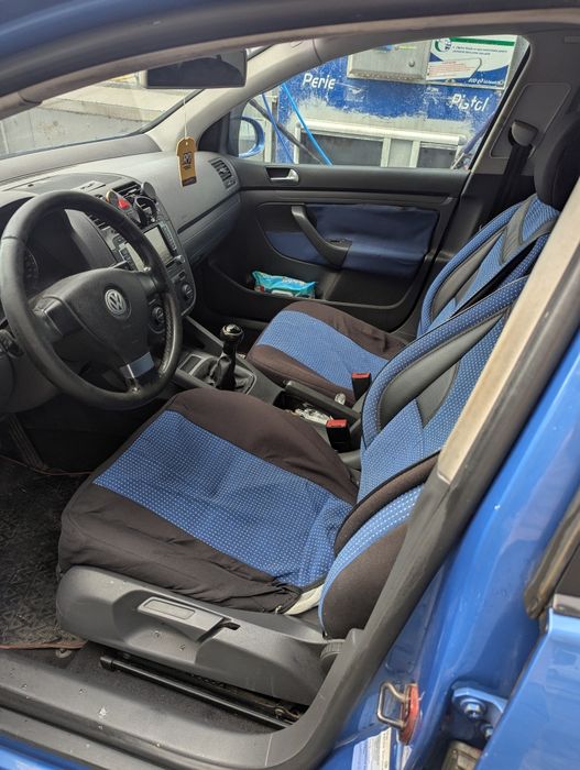 De vânzare wolswagen golf 5
