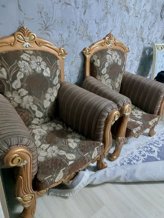 Диван и кресло  срочно