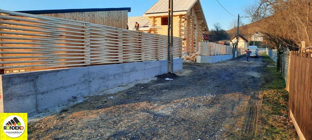 Gard din Lemn Rotund Impletit - Montaj si Transport Asigurat!