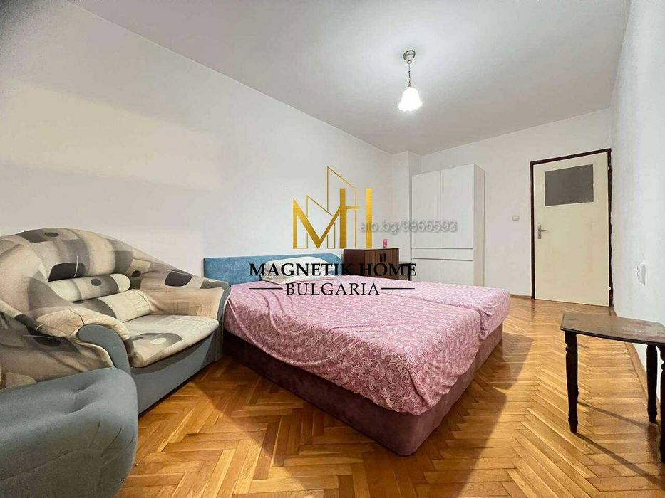 Дава се под наем Тристаен апартамент в Бургас, Възраждане - 120 кв.м за 408 € - Снимка #9