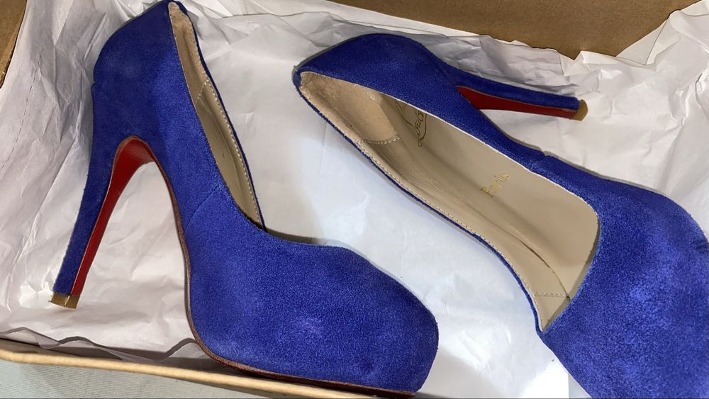 Christian louboutin Велур 36