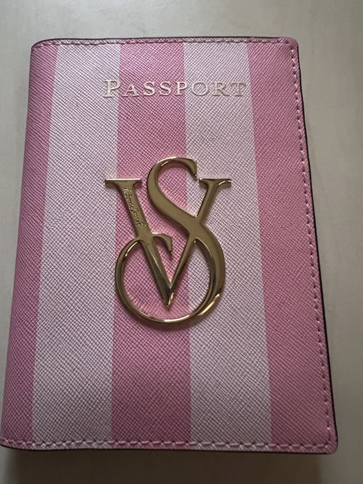 Калъф за документи и карти на Виктория Сикретс