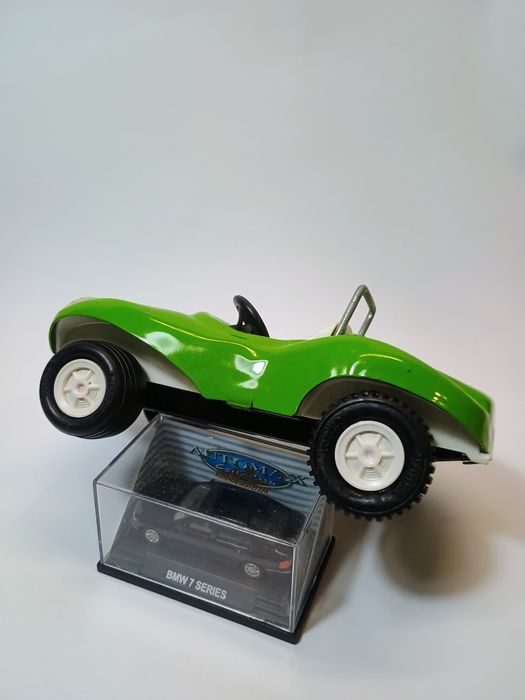 TONKA ламаринена играчка