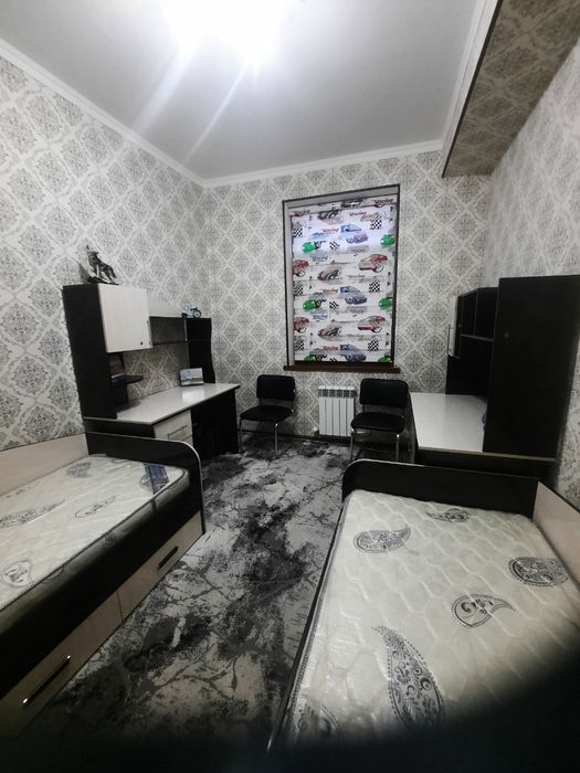 Tayyor domdan 3xonali kivartira sotiladi hamma jixozlari bilan