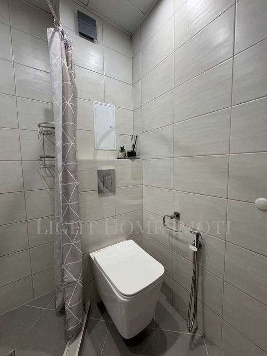 Продава се Двустаен апартамент в Пловдив, Остромила - 67 кв.м за 2202 €/кв.м - Снимка #8