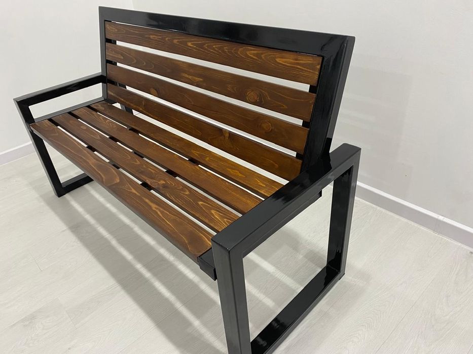 Скамейка в стиле лофт