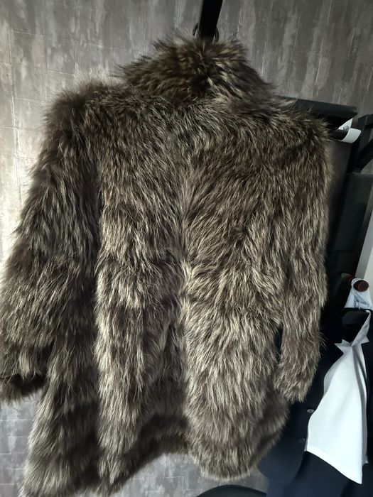 Продам шубу  чернобурка