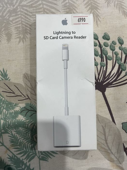 Адаптер Lightning для чтения SD для iPhone