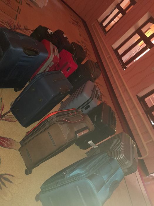 Чемоданы  хоршом состояние