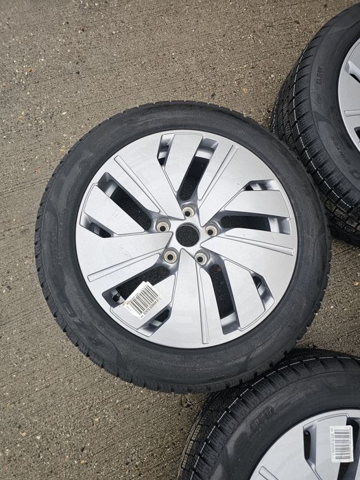 Jante originale Audi A6, A6 etron r19 cu cauciucuri de iarna