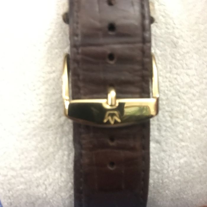 Часы наручные