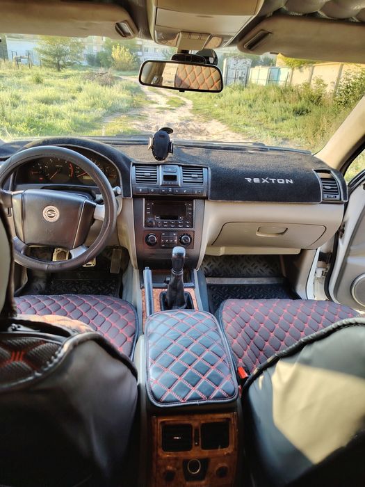Продам SsangYong Rexton
