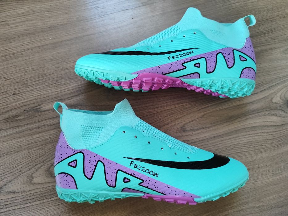 Бутсы футбольные