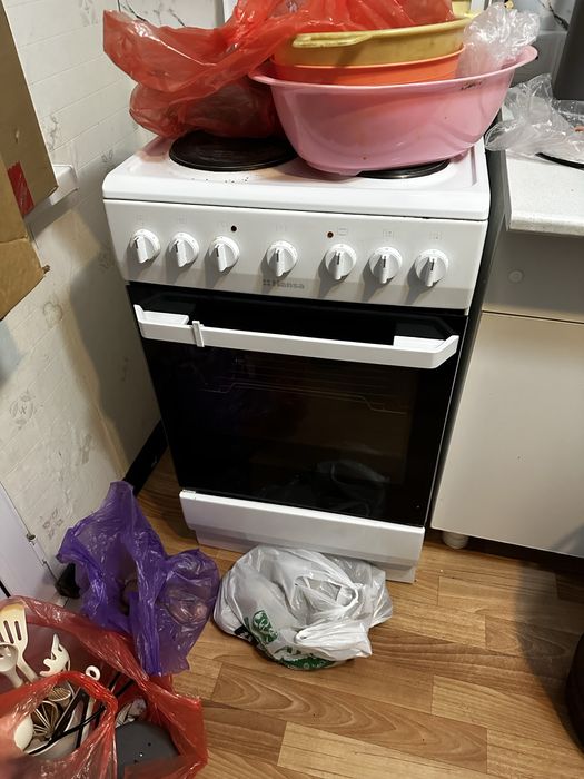 Плитка и куханый гарнитур